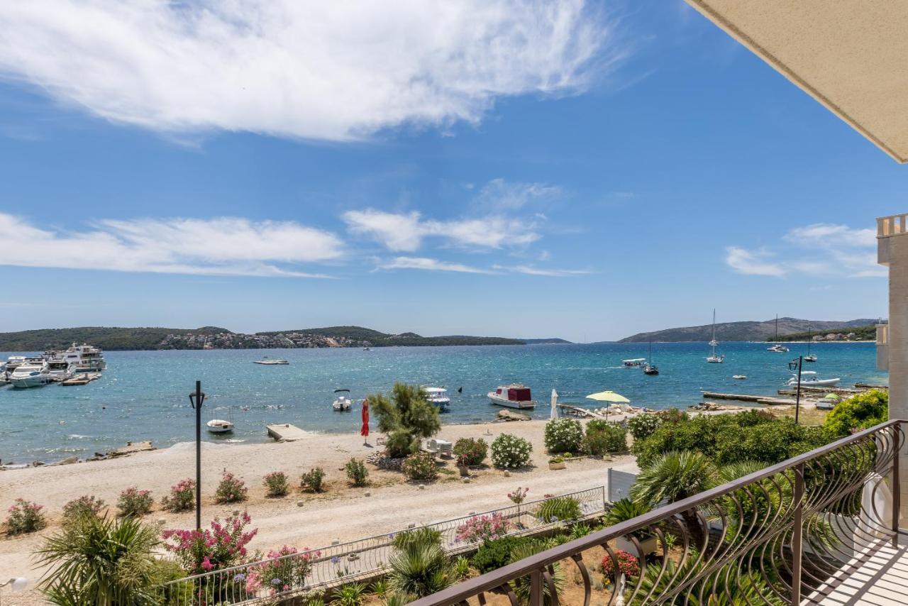 Villa Ratka Trogir Eksteriør billede