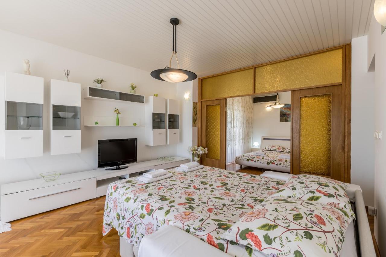 Villa Ratka Trogir Eksteriør billede