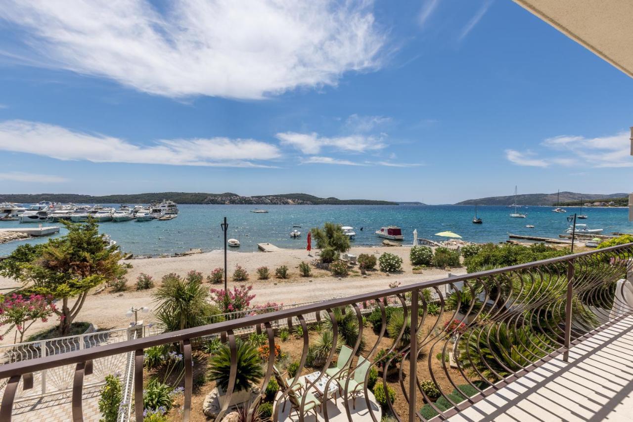 Villa Ratka Trogir Eksteriør billede
