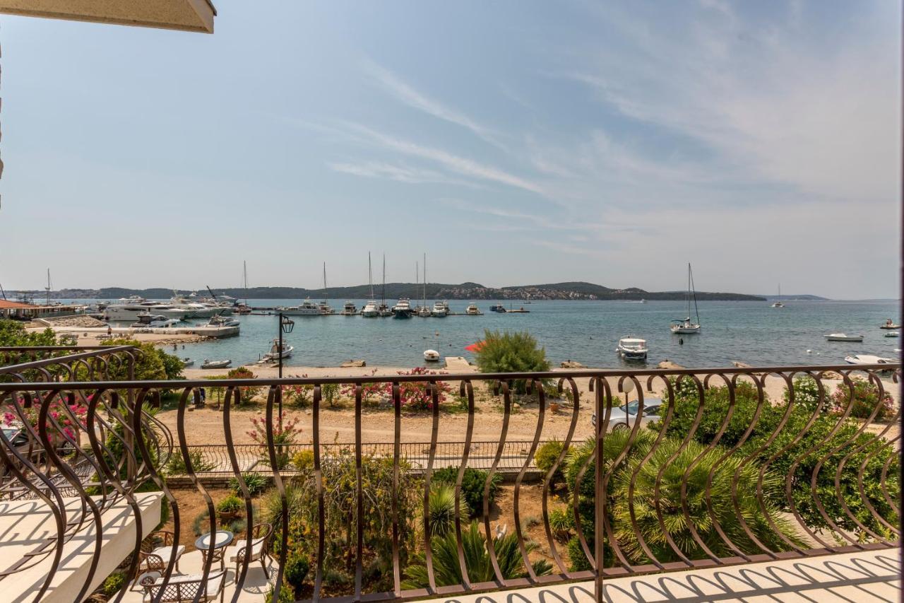 Villa Ratka Trogir Eksteriør billede